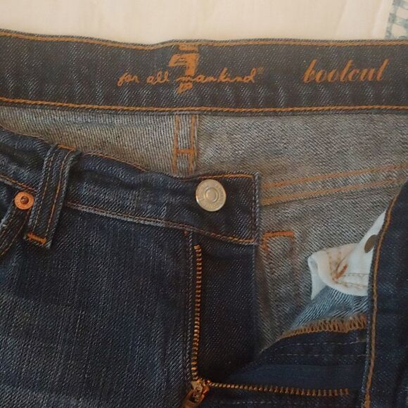 7 For All Mankind Women's Bootcut Dark Wash Jeans Size 28 - Picture 6 of 8